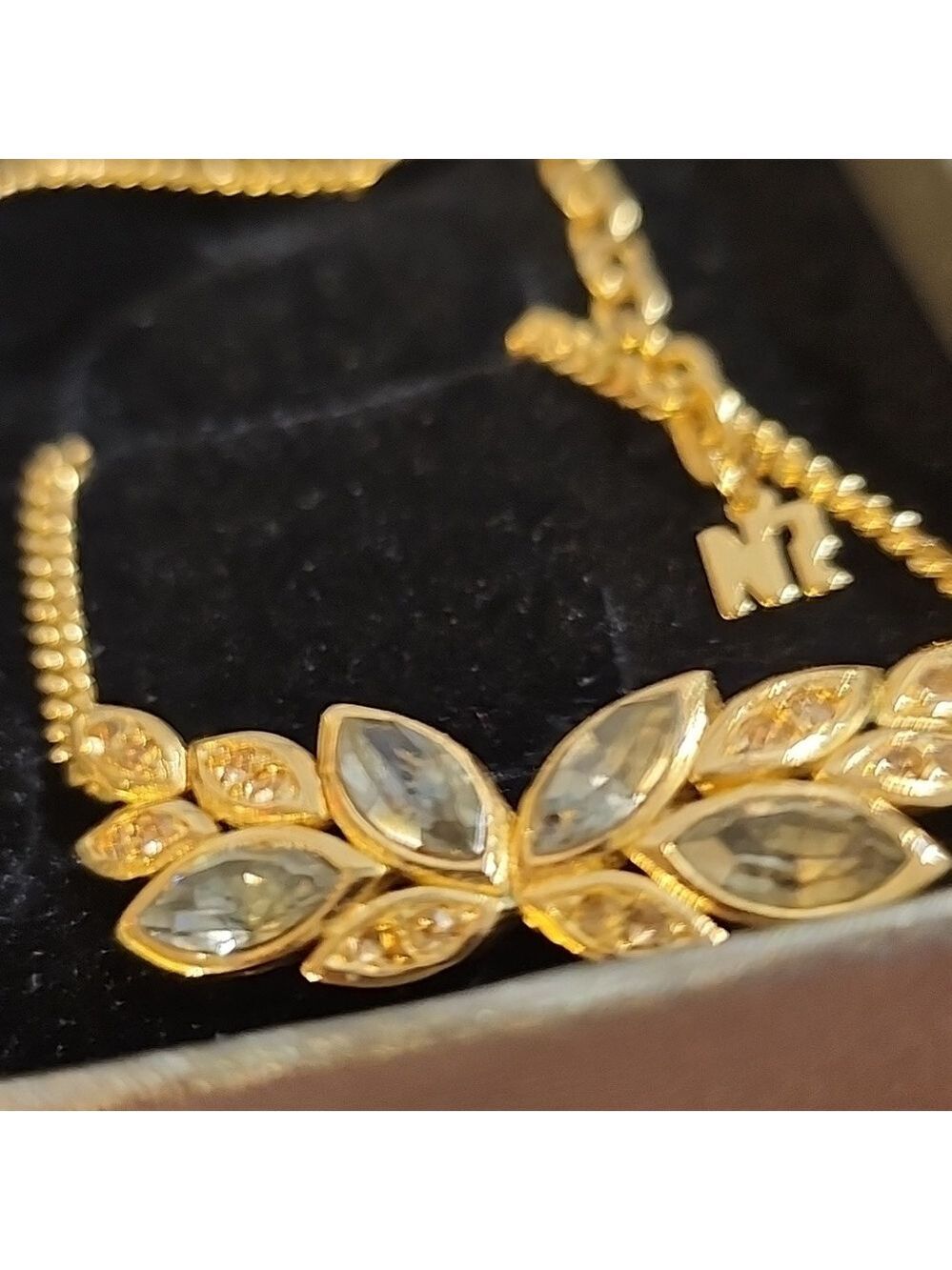 Nina Ricci necklace - Picture 11 of 12